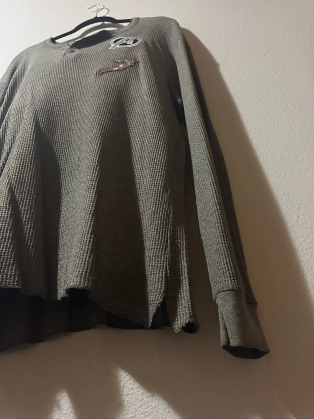 Avengers Dark Grey Waffle “Roadie’s Henley” Size XL - Picture 8 of 8